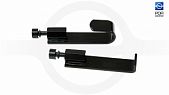 Adapter set for fixing at the edges